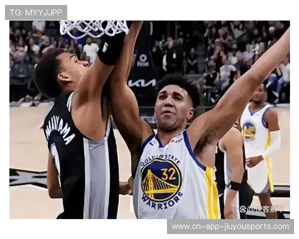 NBA抢断反击如闪电：速度与激情的极致碰撞